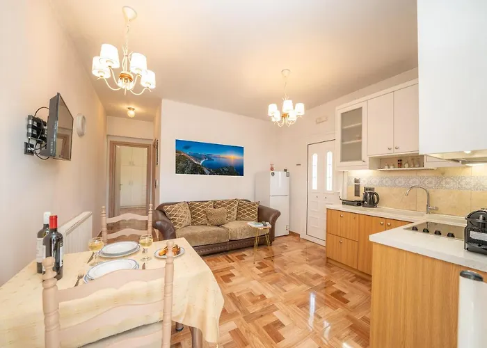Jasmine - One Bedroom With Balcony Appartamento
