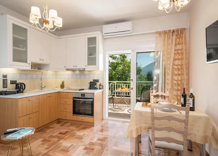 Jasmine - One Bedroom With Balcony Appartamento *