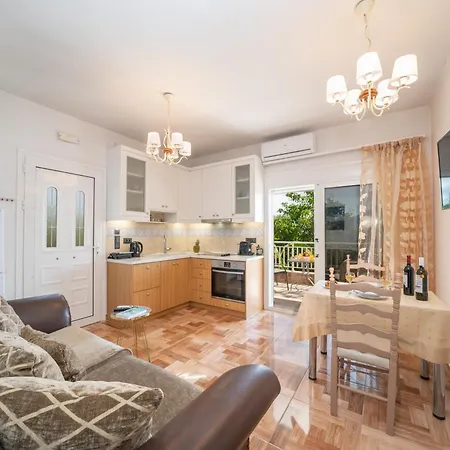 Jasmine - One Bedroom With Balcony 사미